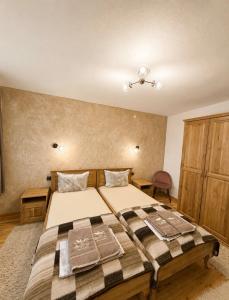 Krisiyas Apartment