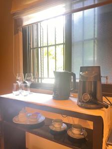 BERDINA habitación premium suite con patio de uvas,hidromasaje,kitchenette y cochera en un callejon privado del casco historico de Chacras de Coria