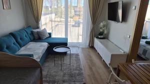 Apartamentai su baseinu