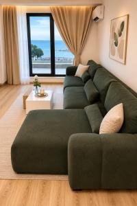 Penthouse Mamaia Panoramic Sea and Lake View