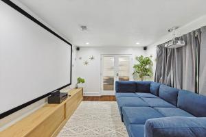 5BR Near AT&T Stadium Pool Hot Tub Mini Golf