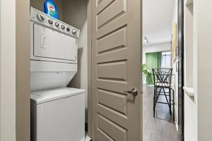 Finest and Premium Richardson CityLine Unit One bed One bath