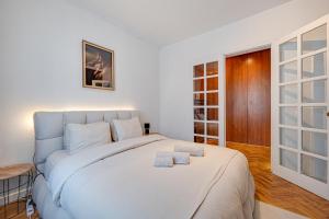 Grand Suborna Retreat - Premium Stay by the Presidency