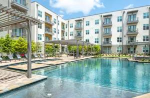 Modern Lux 1 bed 1bath Apt in Richardson CityLine