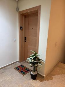Royal apartment with large living room - Izdihar