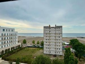 Mamaia Beach LuxyMar 1 Apartment