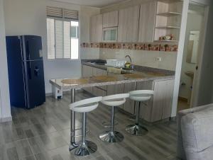 Apartamento 3 habitaciones, Piscina y parqueadero