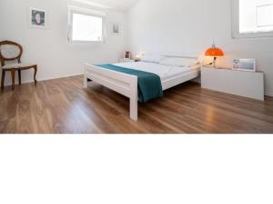Apartments Melita - Superior Two Bedroom Apartment with Balcony and Sea View A4