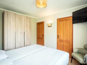 6-Guest Texel Villa with Sauna & Spa