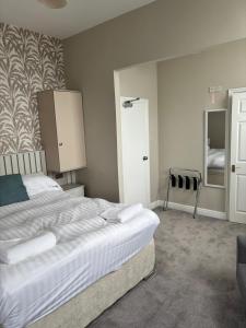 Phoenix Court Hotel