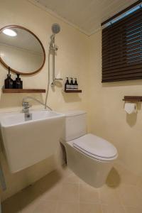 Entire Home, 3 Queen Beds, Easy Access to Gwangjang Market, DDP, Myeongdong