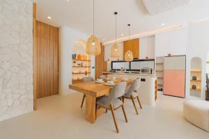 2BR Mediterranean Villa next to Black Sand Brewery