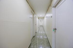RedDoorz near Istana Bogor 2