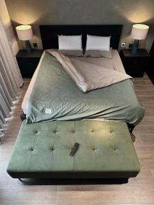 Vỏ nhỏ Home - Lazur Cửa Lò