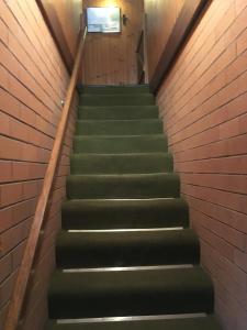 Ovensview On Riverside