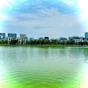 Luxury 2-Bedroom Lakefront Living Experience at Vinhomes Green Bay