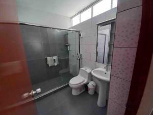 Amplia y hermosa casa en NASCA con 6 habitaciones