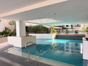 1605 One BR Deluxe Suite at SunnyPlace Residences