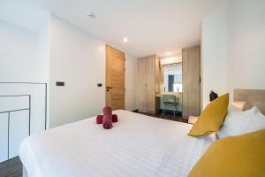 Duplex Loft 5 Pools and Gym near Nai Harn Beach- UTL B119