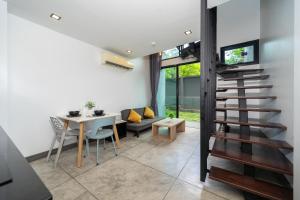 Duplex Loft 5 Pools and Gym near Nai Harn Beach- UTL B119