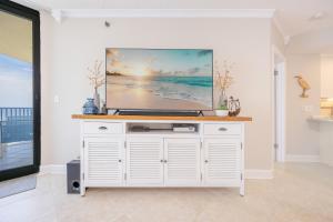 Phoenix VIII 81504 condo