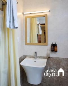 Casa Deyra Apartments- KGH, Patan