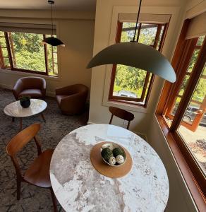 Artisan Suites on Bowen