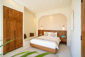 Heart of Bingin, 3BR Private Villa BoLi
