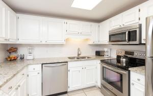 Phoenix VIII 8502 condo
