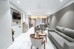 Hotel Sun Lorem, Ahmedabad