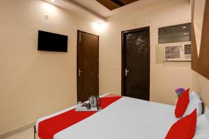 Hotel O Luxury Inn