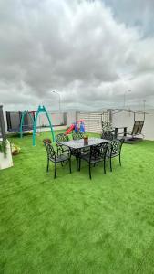 Al Hawli pool gathering