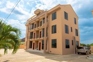 Stunning 2BR in Dar Beach, Dining, Transit Nearby apt 6