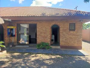 Ditshane Guesthouse