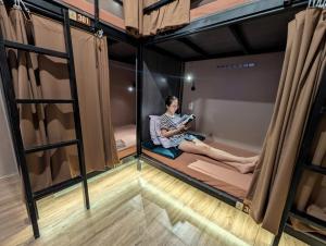 Tzones Hostel - Quiet Place