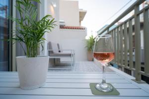 Dimosthenis Maisonette by D&C Boutique Residences Chania