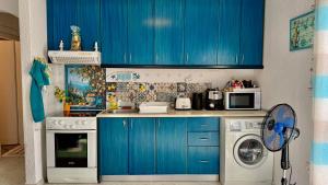 Apartment with sea view in Pefkohori.