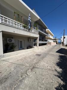 Makridakis apartments