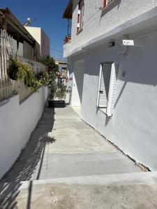 Makridakis apartments