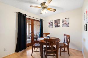 Sunny Scottsdale 1BR