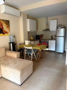 Sea Garden Apartment