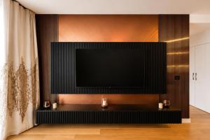 Stylish Belgrade Waterfront Apartment & Garage