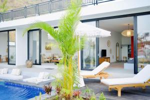 Villa Mercure. Private villa. 2 en-suite bedrooms.