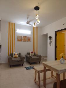 Lively 2 BHK FF Main Town Area - Fig