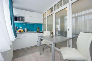 Superb Studio Cismigiu Gardens with Panoramic View for 2