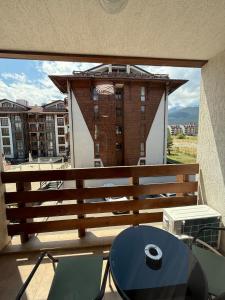 Spacious cozy 2BR Home2Host