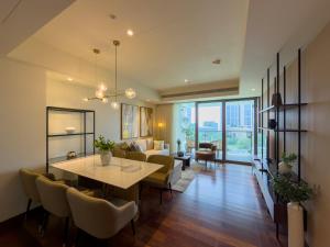 Luxury 2 bed with partial sea view in Colombo