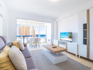 The Blue Horizon Benidorm. Sea Views Cozy Balcon