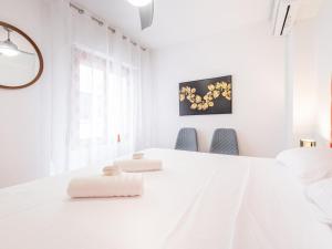 Steps to the Beach • Bright 3BR Apt in Villajoyosa