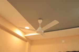 Hotel Balaji Lodging Shirpur
